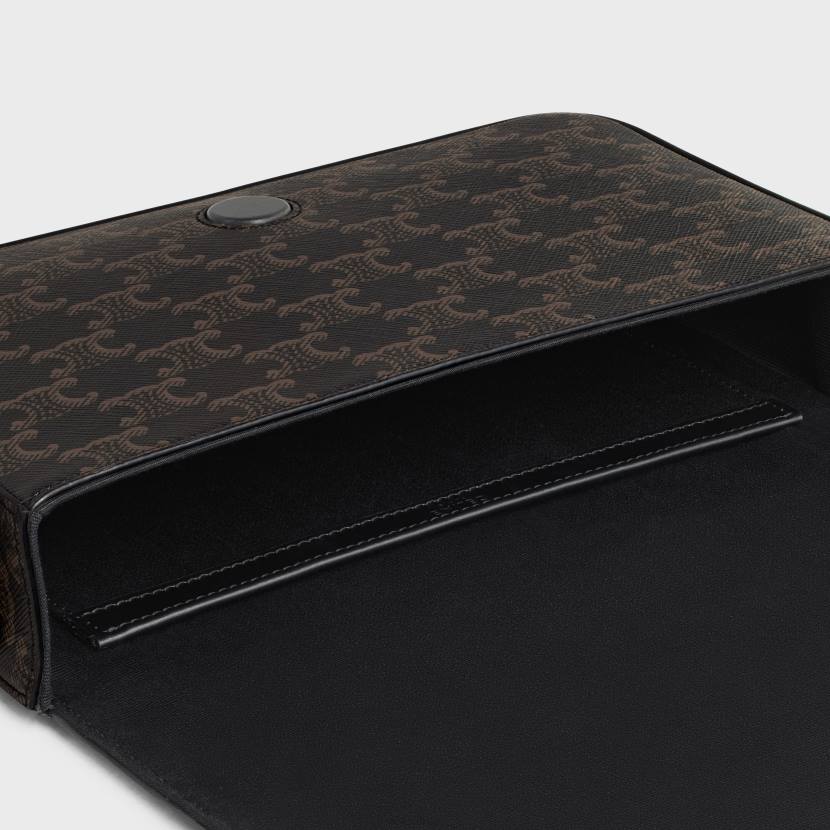 accesorios CELINE bandolera con solapa de lona Triomphe y piel de becerro negro hombres NL482092