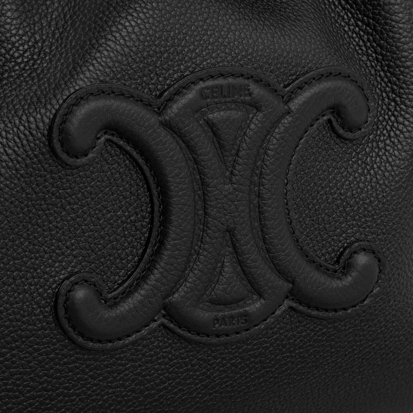 accesorios CELINE Cuir Triomphe con cordón de ajuste pequeño de piel de becerro granulada negro mujer NL4880