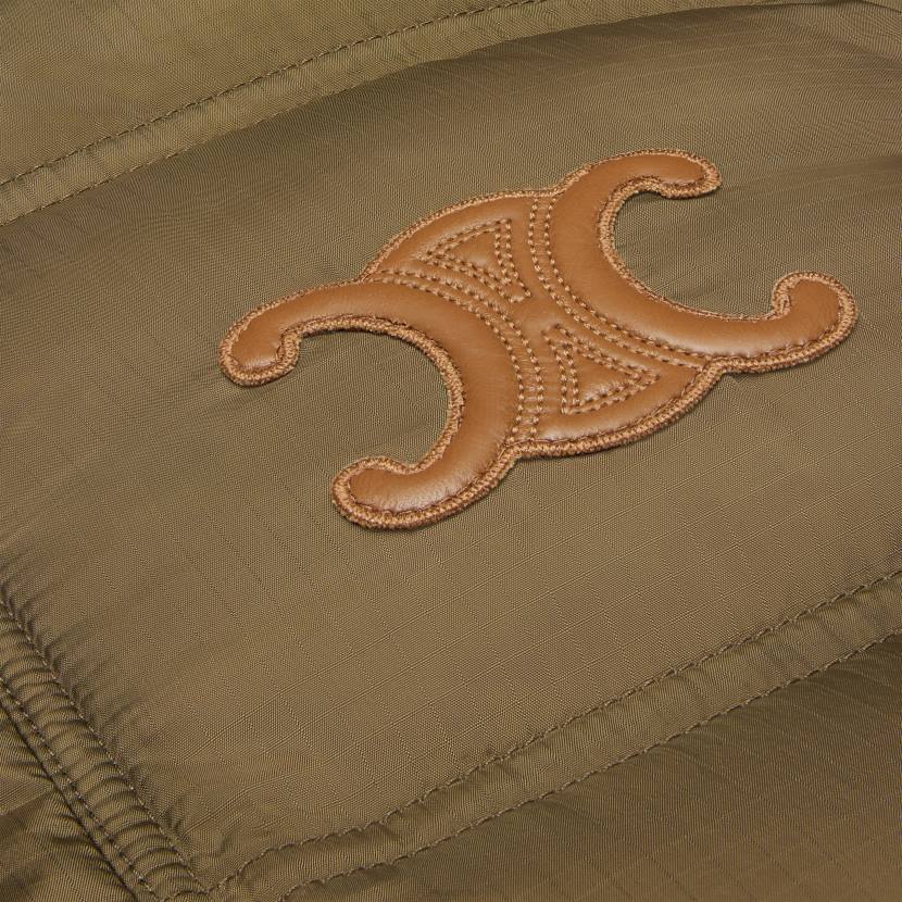 vestir CELINE Chaqueta corta de plumas Triomphe de nailon ligero kaki mujer NL48705